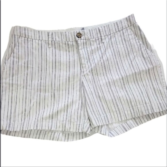 Old Navy size 6 white black stripped shorts - Picture 1 of 7